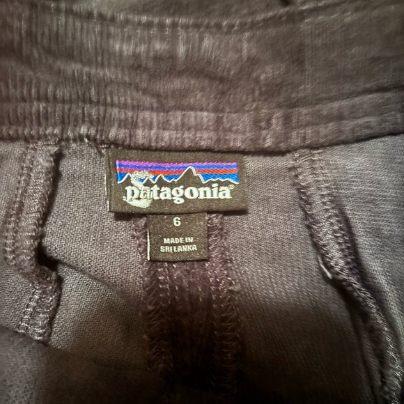 Patagonia Stand Up Cropped Corduroy Women’s Overalls Black Size 6 - Picture 10 of 13